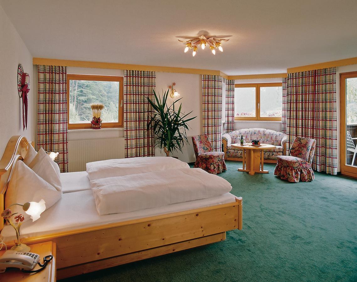 Hotel Olympia Pettneu am Arlberg Exterior foto